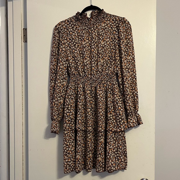 Smocked floral dress - Picture 1 of 5